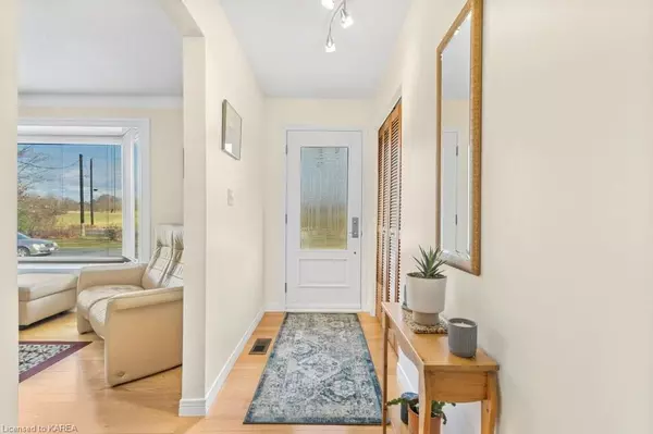 South Frontenac, ON K0H 1H0,4955 MILBURN RD