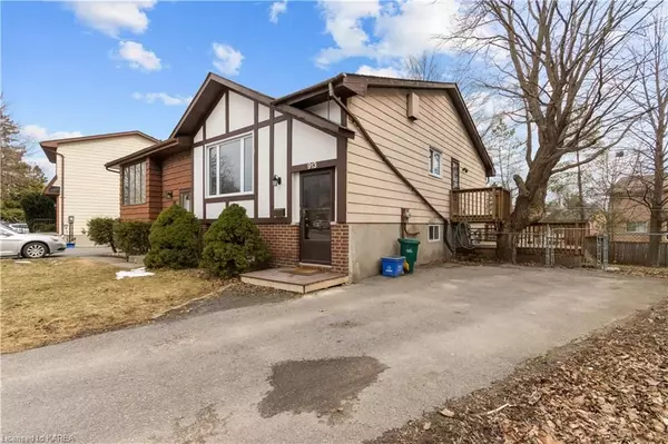 Kingston, ON K7P 1C1,913 PURCELL CRES