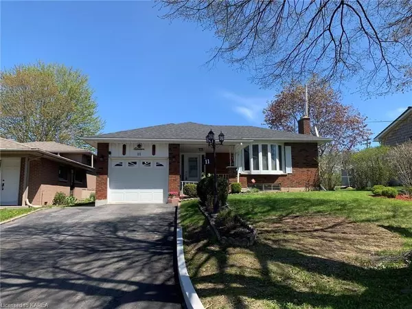 Kingston, ON K7M 1Z8,11 RUNNYMEDE RD