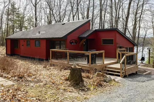 South Frontenac, ON K0H 1T0,272 IAWAH ROAD RD