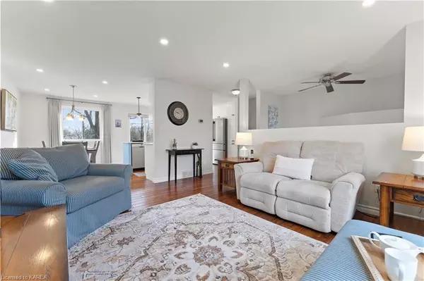 Kingston, ON K7M 5C4,744 TACOMA CRES