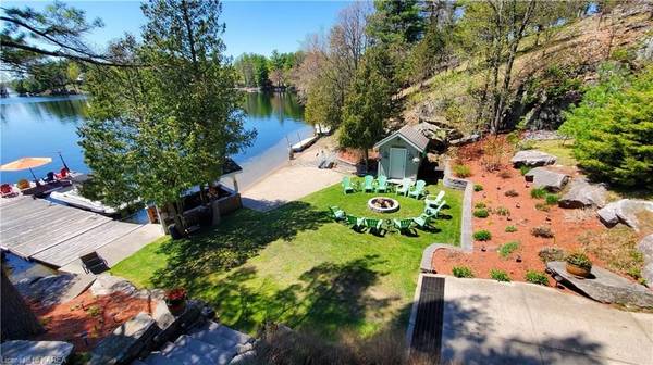 South Frontenac, ON K0H 2L0,5058 ROCK CLIFF LN