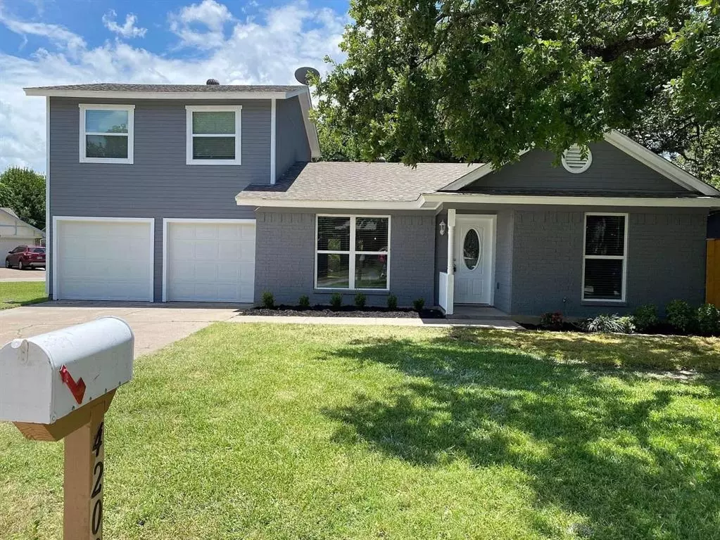 Arlington, TX 76017,4200 Oak Country Drive