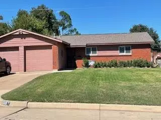 6009 Truman Drive, Fort Worth, TX 76112