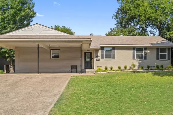 8731 Stanwood, Dallas, TX 75228