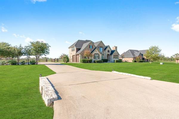 Van Alstyne, TX 75495,12 Buckskin Drive