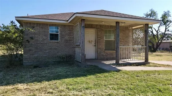 304 E 19th Street, Cisco, TX 76437