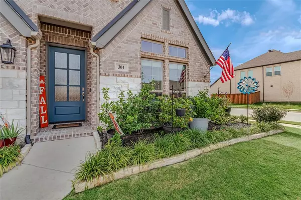 Little Elm, TX 75068,301 Foxthorne Way