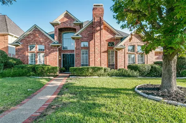 4736 Holly Tree Drive, Dallas, TX 75287