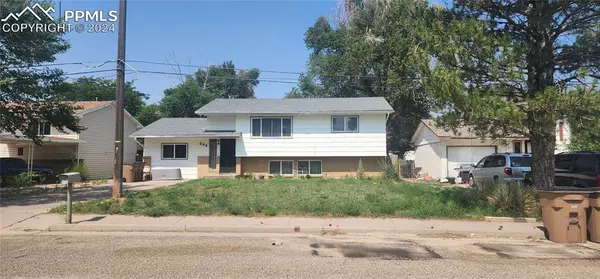 428 Prospect AVE, La Junta, CO 81050