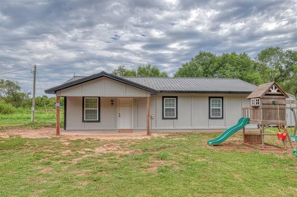 8801 152nd Street, Noble, OK 73068