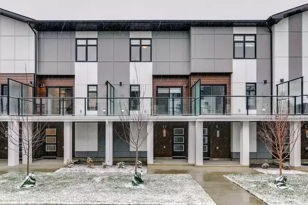 8235 8 AVE SW #303, Calgary, AB T3H 6H2