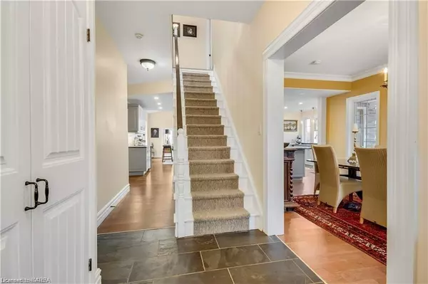 Kingston, ON K7K 7J8,15 SCHOONER DR