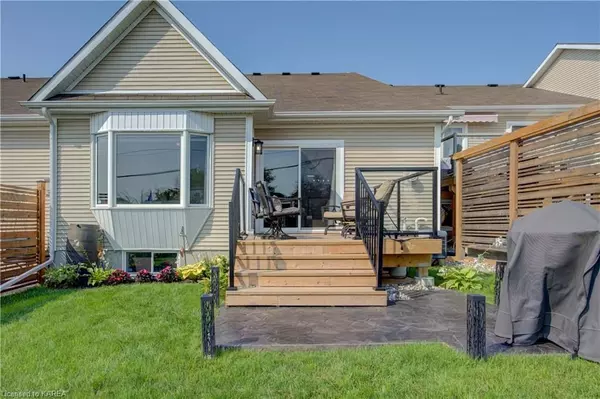 Loyalist, ON K0H 1G0,166 BRITANNIA CRES