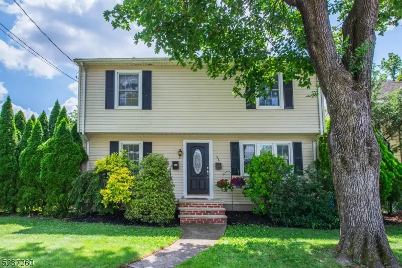 58 Orchard St, Pompton Lakes Boro, NJ 07442