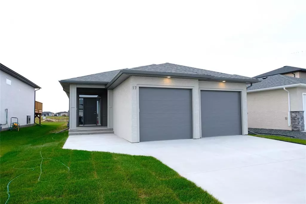 Niverville, MB R0A 0A1,17 Prestwick ST