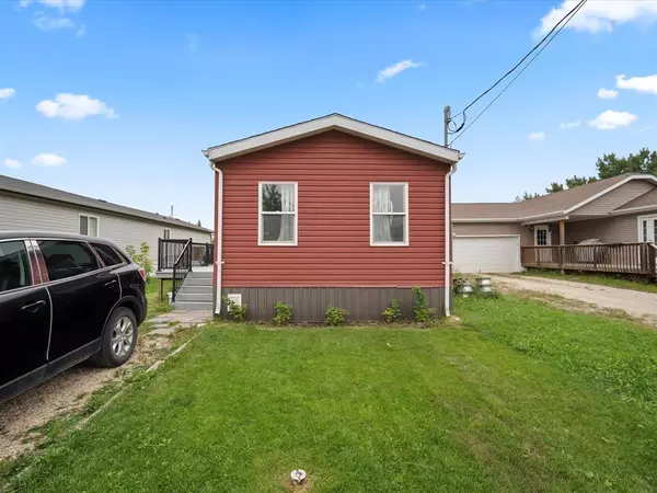 Steinbach, MB R5G 0M4,19 ASPEN SIX DR