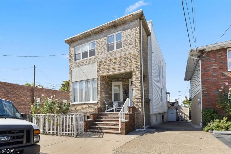 265 Macarthur Ave #2, Garfield City, NJ 07026