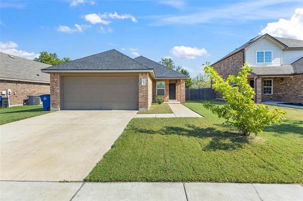 3408 Robin Road, Ennis, TX 75119