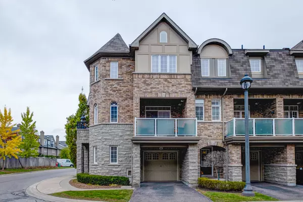 Pickering, ON L1V 0B7,1701 Finch AVE #45