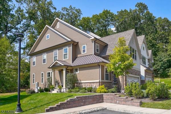 9 Lakeland Ct, Mountain Lakes Boro, NJ 07046