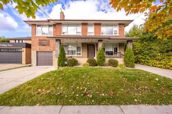 34 Sultana AVE,  Toronto C04,  ON M6A 1T1