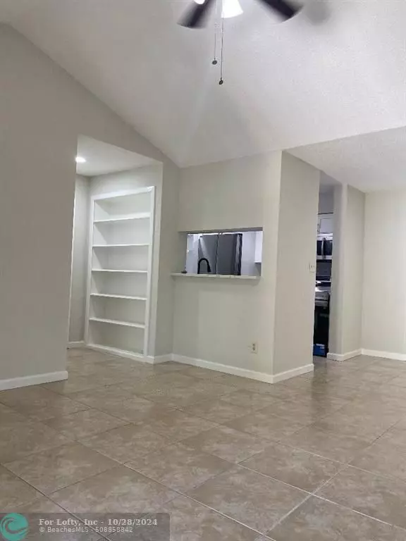 Coral Springs, FL 33071,755 Riverside Dr  #1337