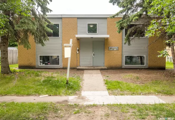 419 9th STREET E, Prince Albert, SK S6V 0Y1