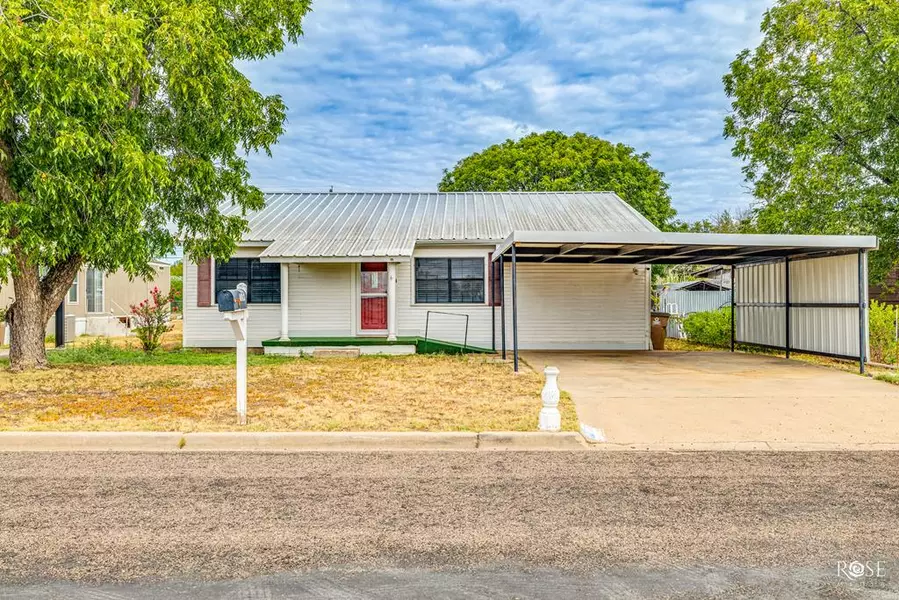 326 E 26th St, San Angelo, TX 76903