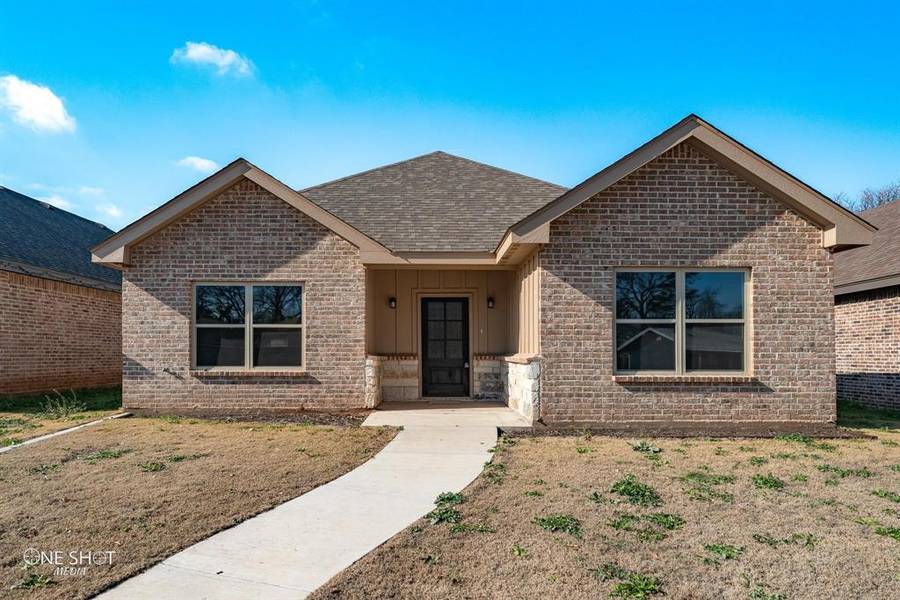 1407 Skinny Drive, Sweetwater, TX 79556