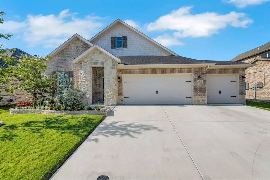 2001 Proteus Drive, Haslet, TX 76052