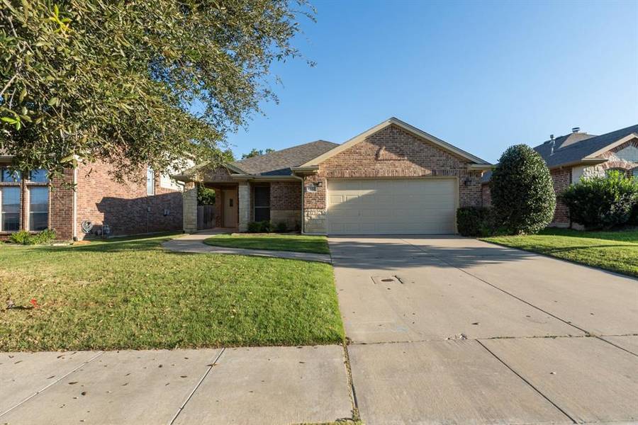 6532 Sierra Madre Drive, Fort Worth, TX 76179