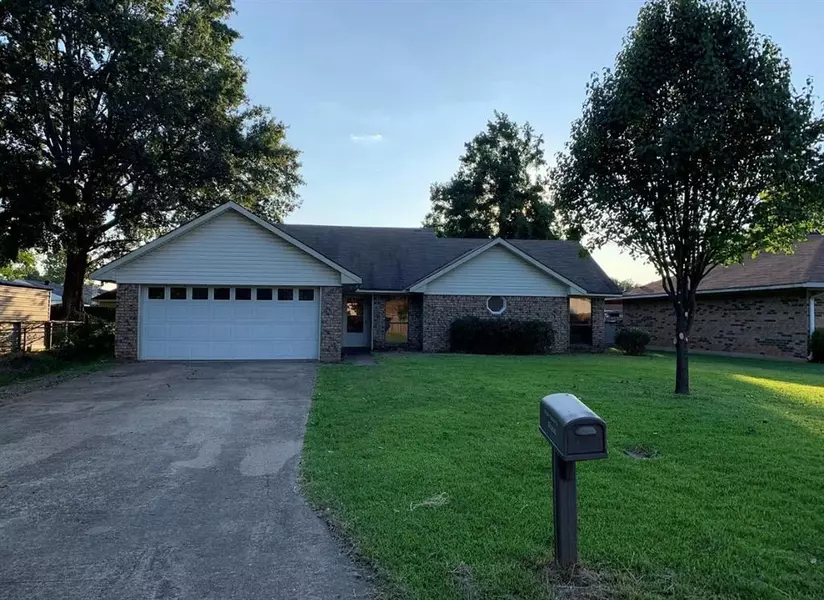 2542 Spruce Drive, Bossier City, LA 71111