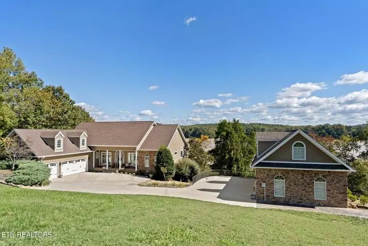 234 Pin Oak, Rockwood, TN 37854