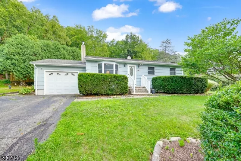 46 Elm St, West Milford Twp., NJ 07421