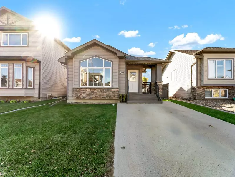 131 Hamptons WAY Southeast, Medicine Hat, AB T1B 0C7