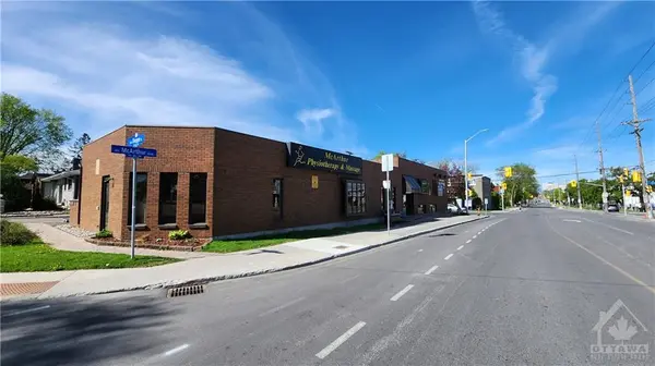 390 MCARTHUR AVE, Ottawa, ON K1L 6N6