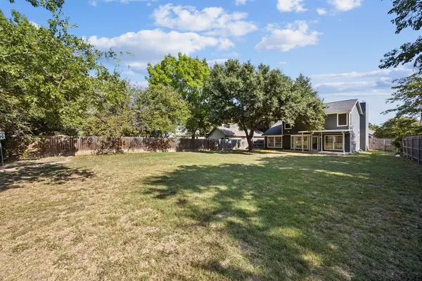 516 Elektoy Way, Fort Worth, TX 76108