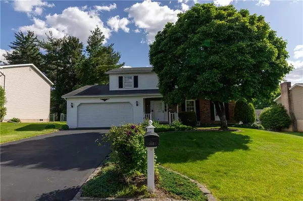 Lower Macungie Twp, PA 18103,986 Hill Drive