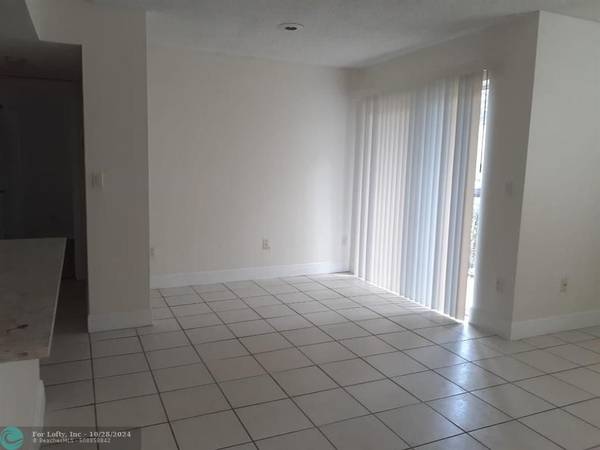 Pompano Beach, FL 33069,1225 SW 46 Ave  #205