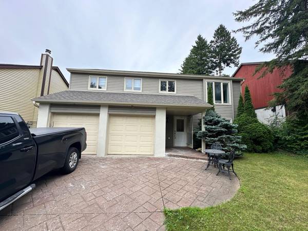 29 Plank RD, East Gwillimbury, ON L9N 1B4