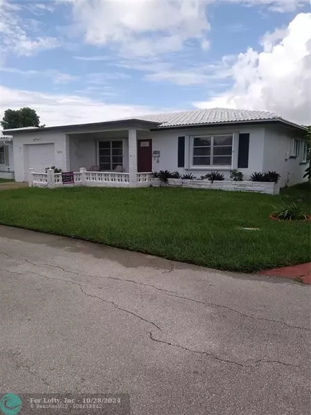 8111 NW 59 Ct, Tamarac, FL 33321