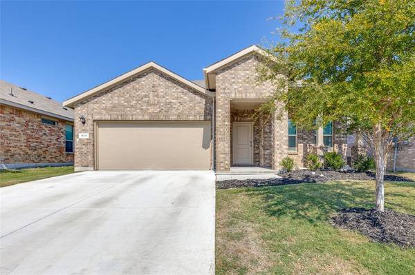 624 Blacktail Drive, Fort Worth, TX 76131