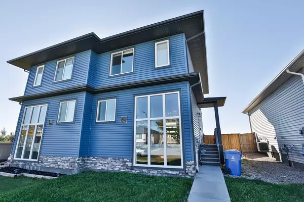 310 Coalbanks BLVD W, Lethbridge, AB T1J4V4