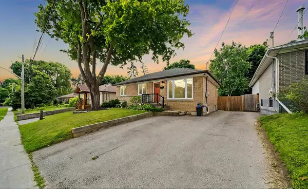 12 Davidson ST #MAIN, Barrie, ON L4M 3R8