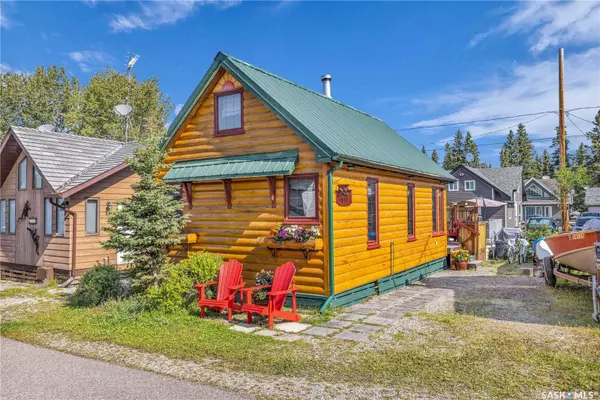 1572 Finch,  Waskesiu Lake,  SK S0J 2Y0