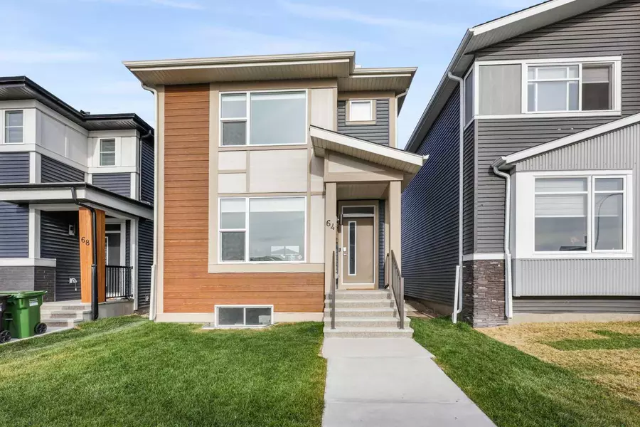 64 Corner Glen Link NE, Calgary, AB T3N 2L4