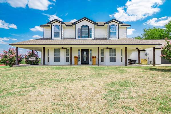 904 N Washburn Street, Decatur, TX 76234