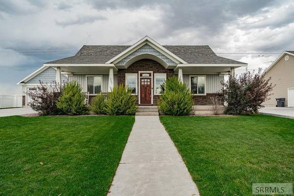 4060 Steeplechase Lane, Idaho Falls, ID 83402