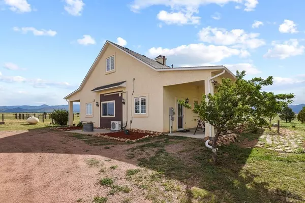 227 Hazle Ln, Wetmore, CO 81253-9606